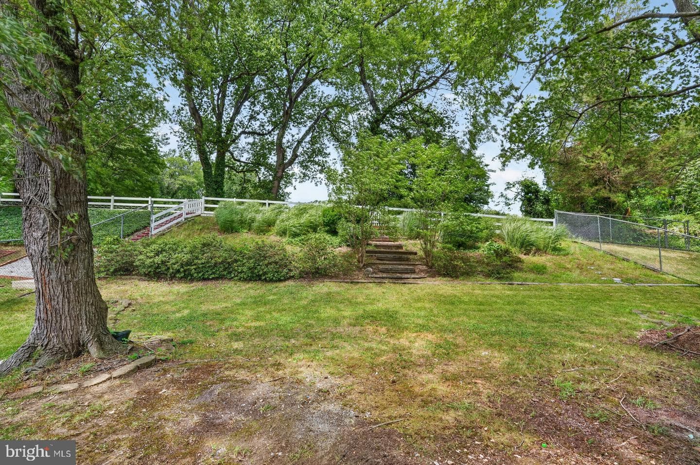 10914 Layton Street photo 40