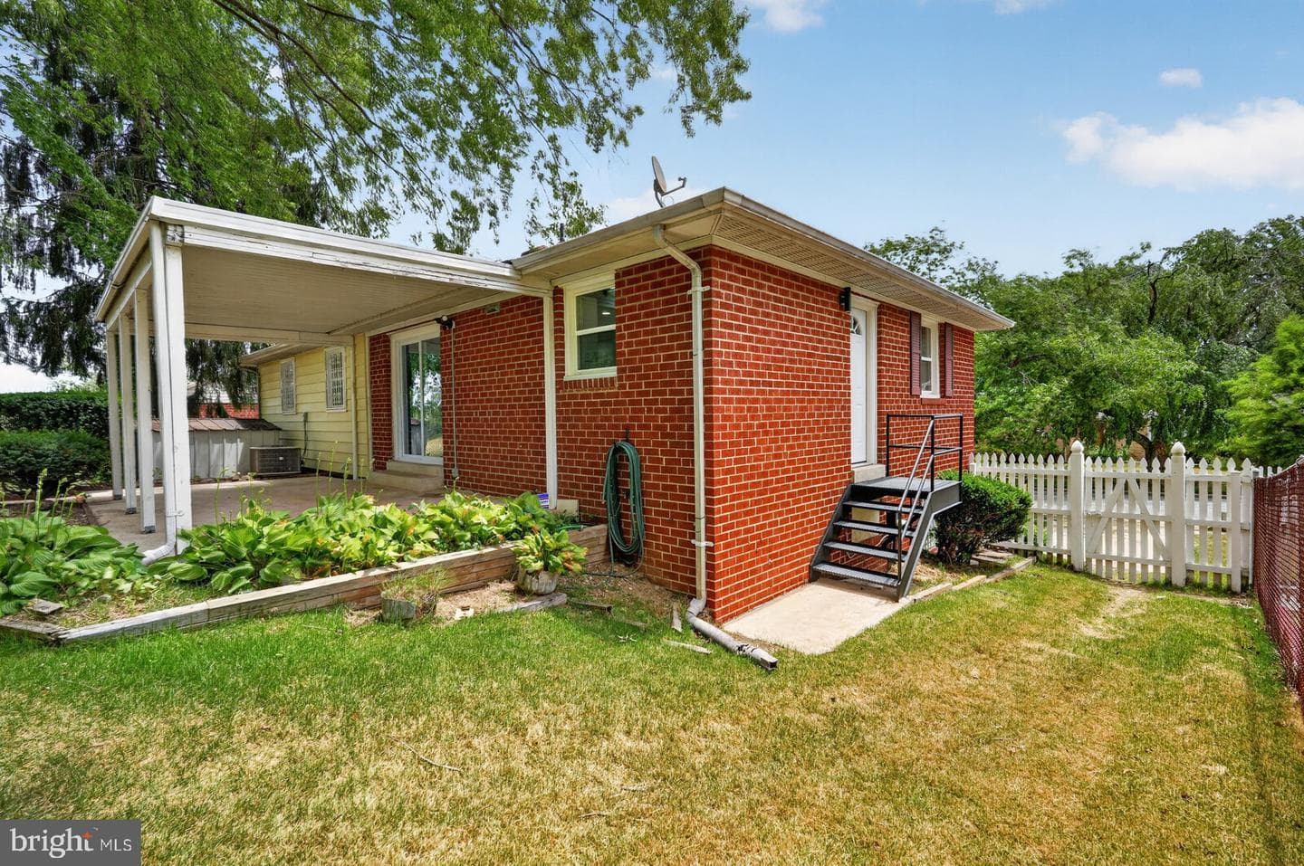 10914 Layton Street photo 43