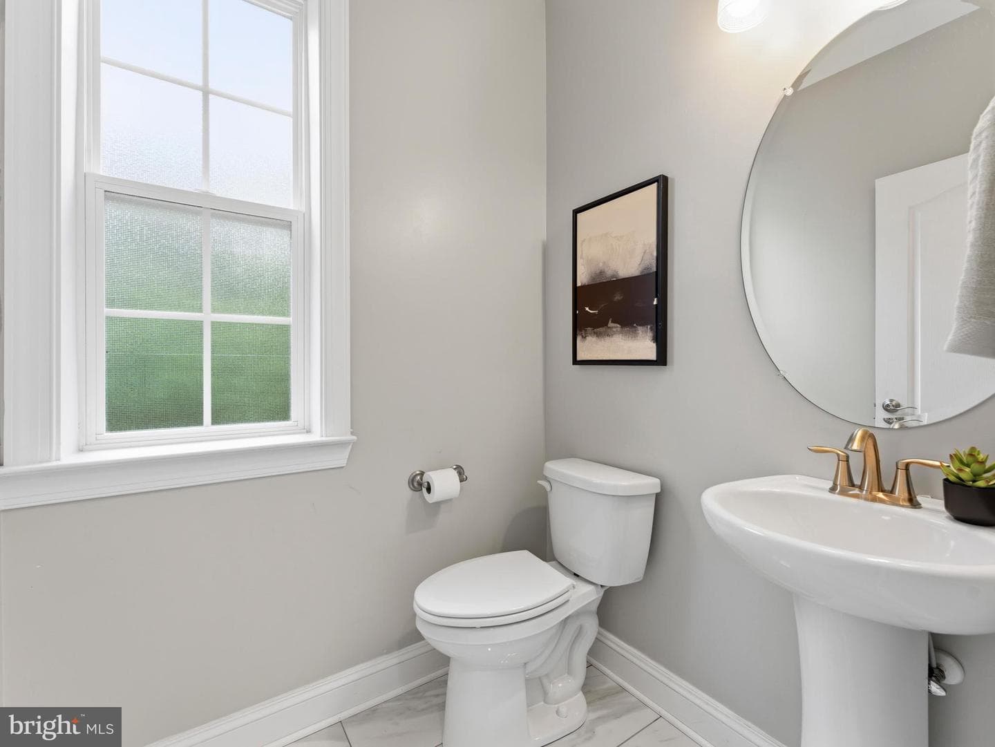 100 Inverness Lane photo 14