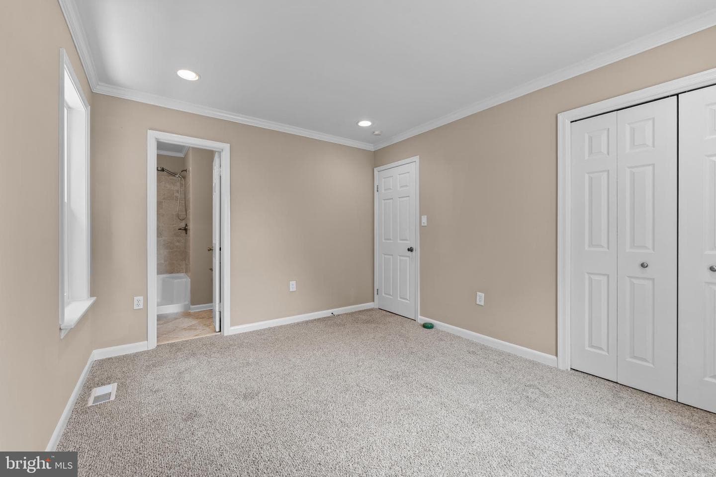 10401 Slocum Court photo 13