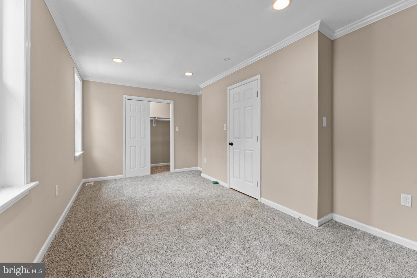 10401 Slocum Court photo 15