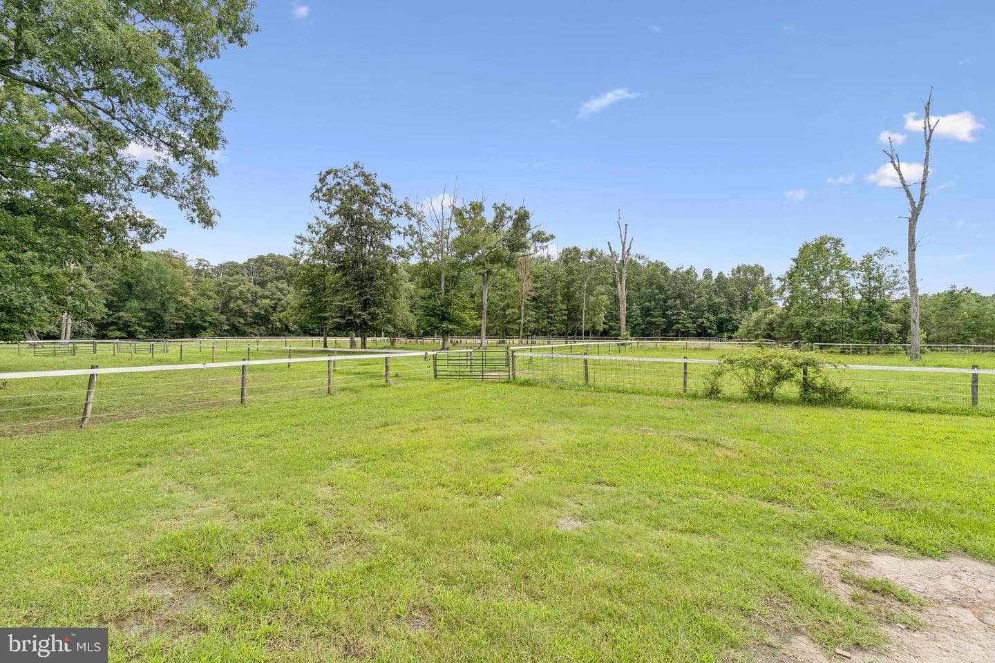15104 Gardner Road photo 44