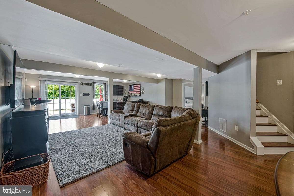 13703 Loganville Street photo 37