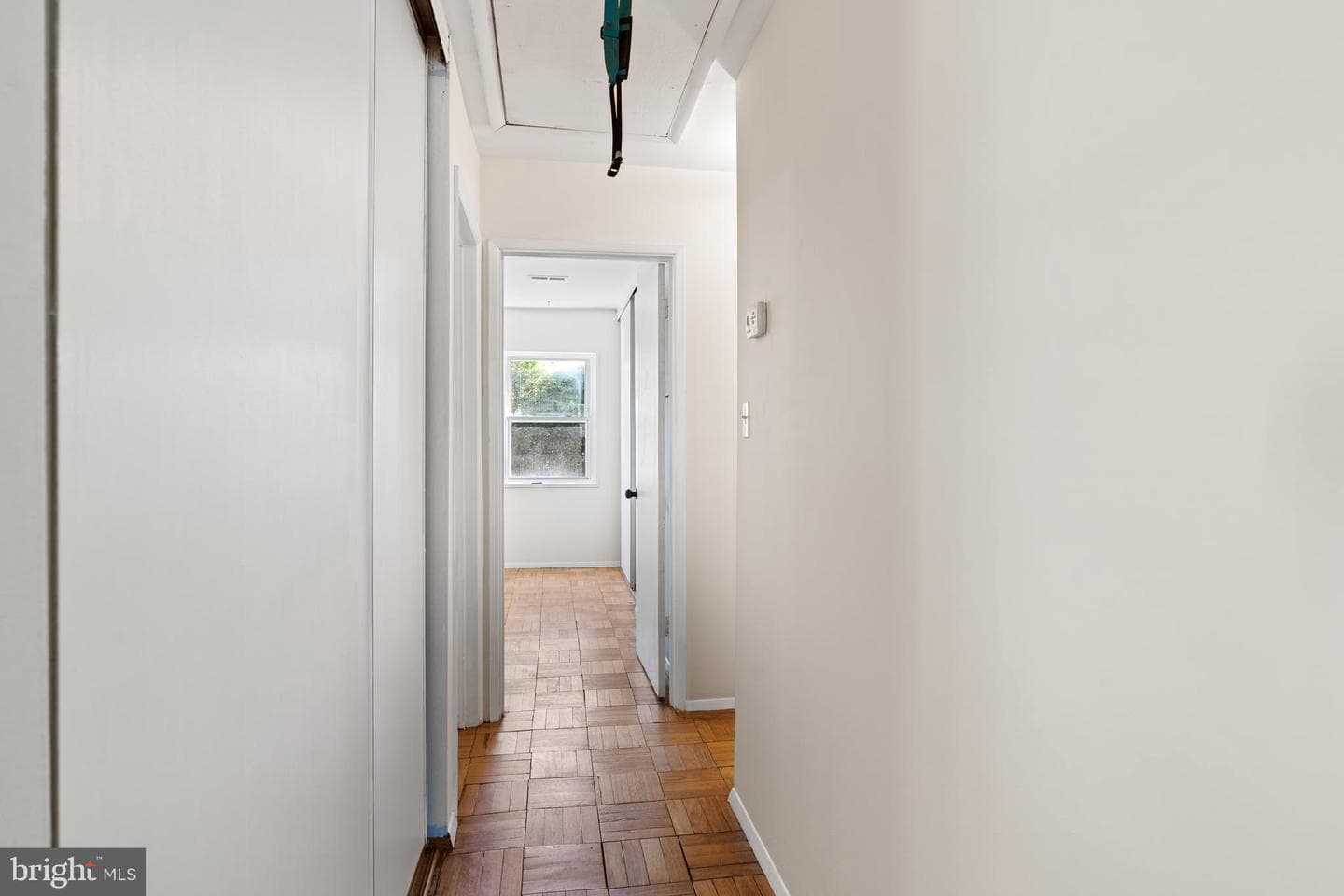 905 Lindsay Road photo 20