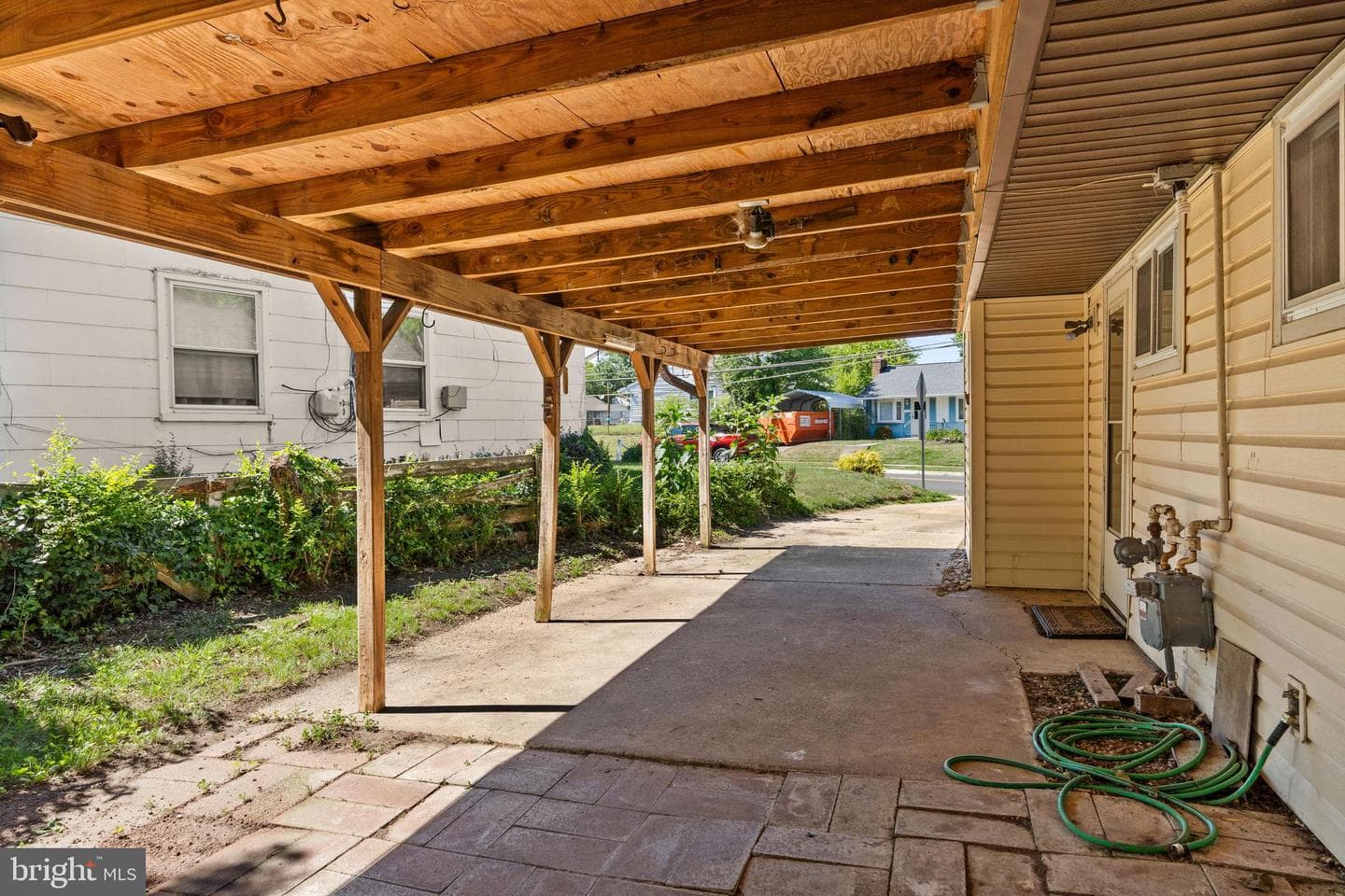 905 Lindsay Road photo 42