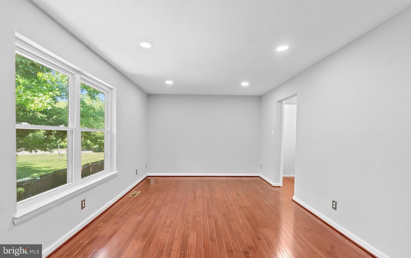 2713 Wood Hollow Pl photo 3