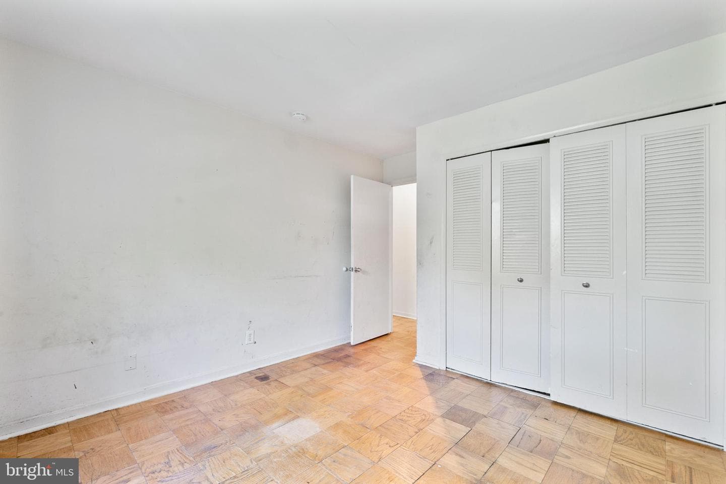 5902 Westchester Park Drive photo 15