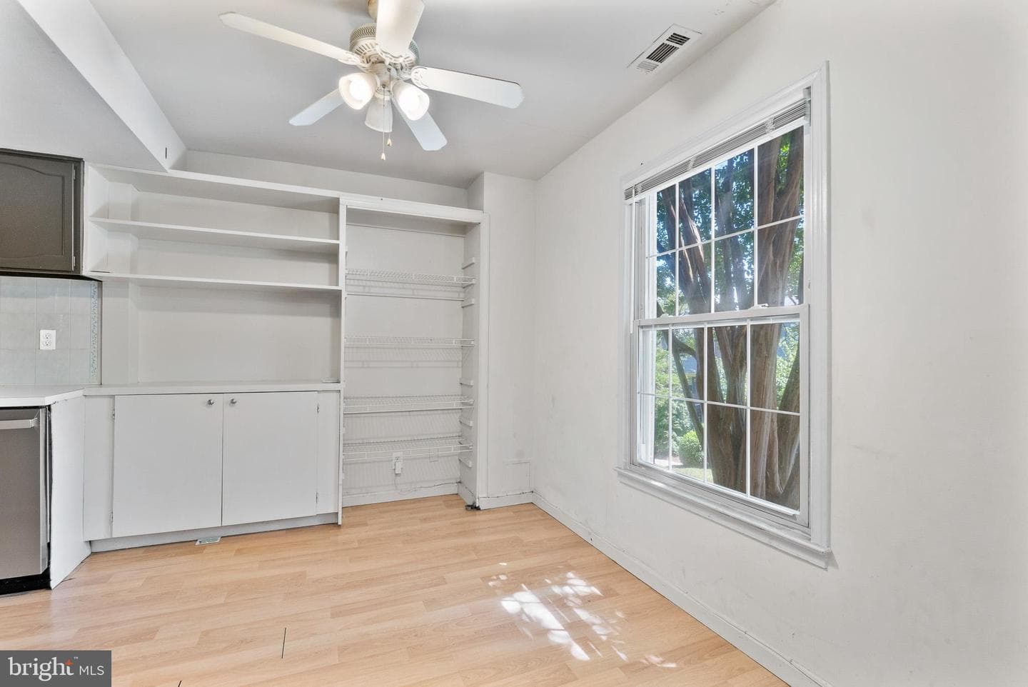 5902 Westchester Park Drive photo 3