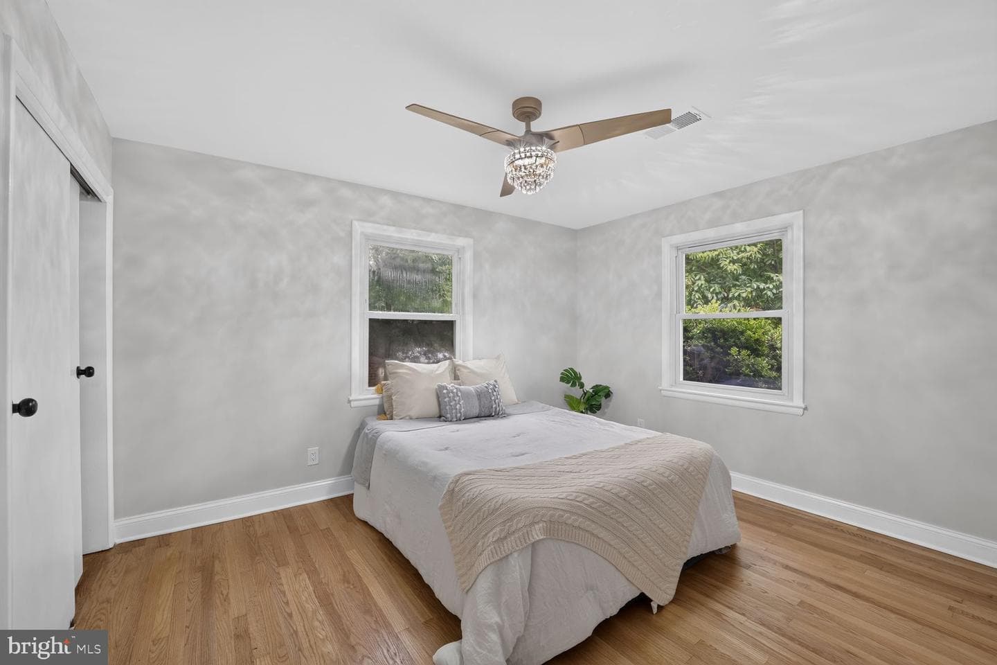 6800 Westchester Court photo 5