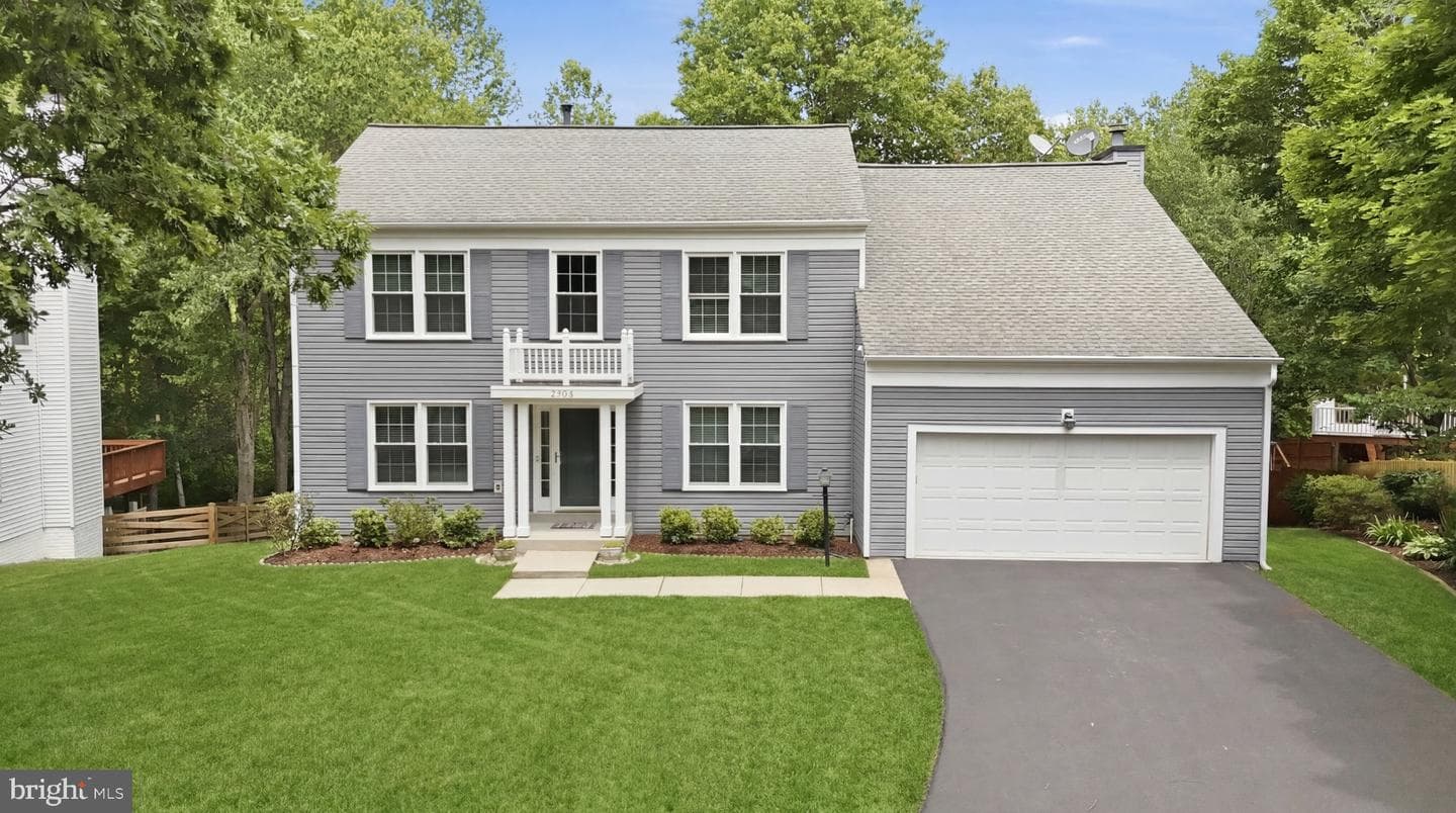 2703 Archangel Court photo 4