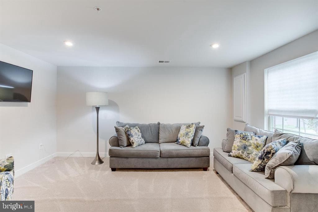 10520 Norbourne Farm Road photo 9