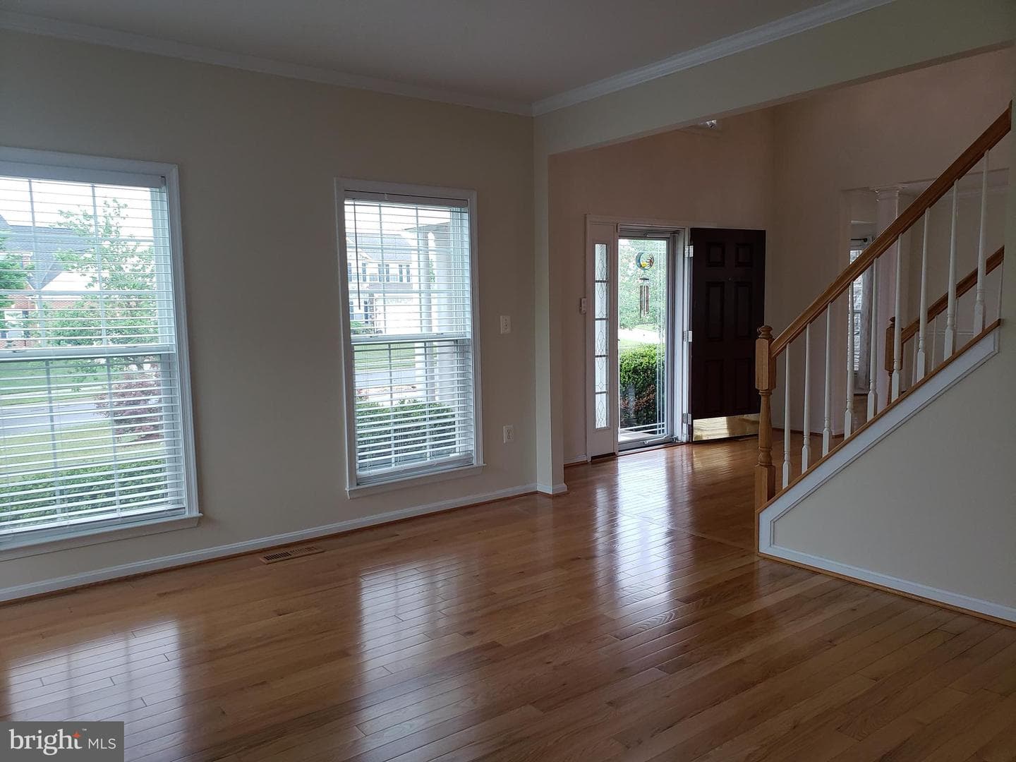7406 White Plains Lane photo 21