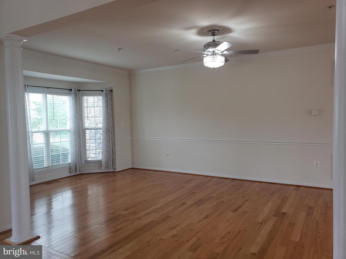 7406 White Plains Lane photo 24