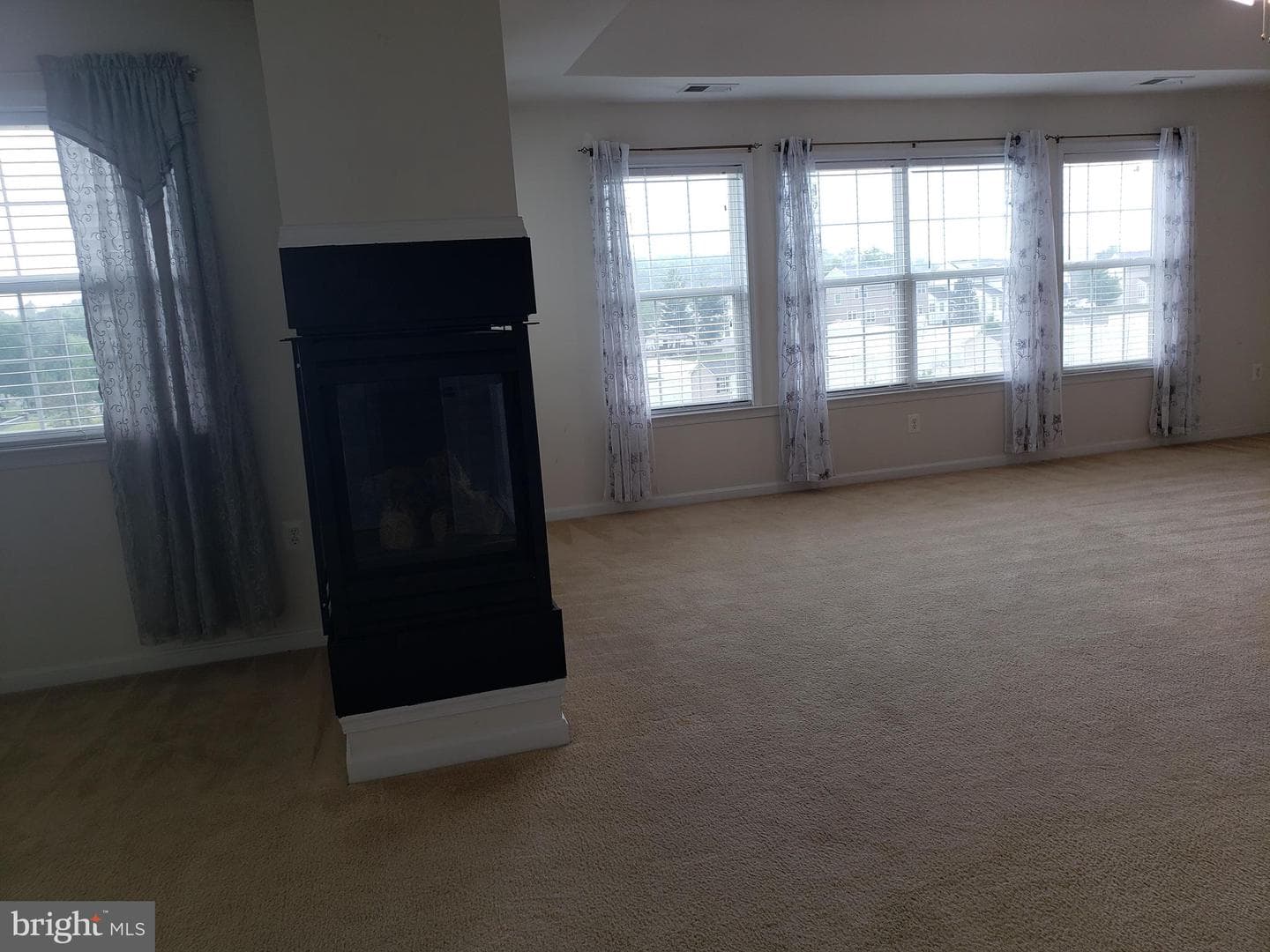 7406 White Plains Lane photo 29