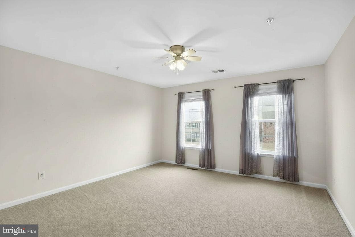 7406 White Plains Lane photo 38