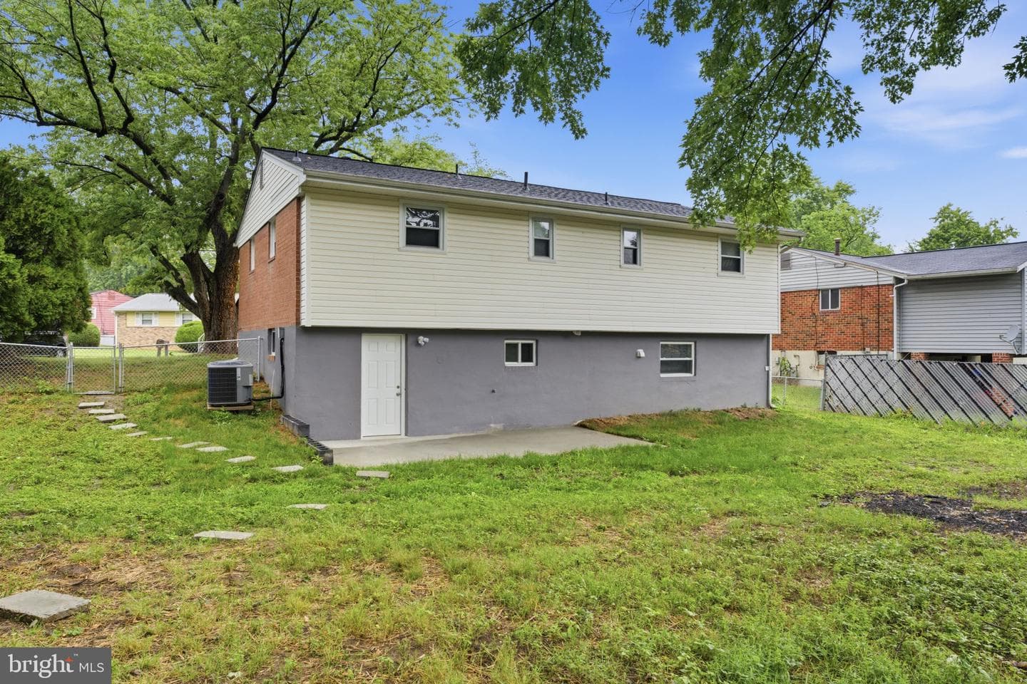 1404 Woodlark Dr photo 31