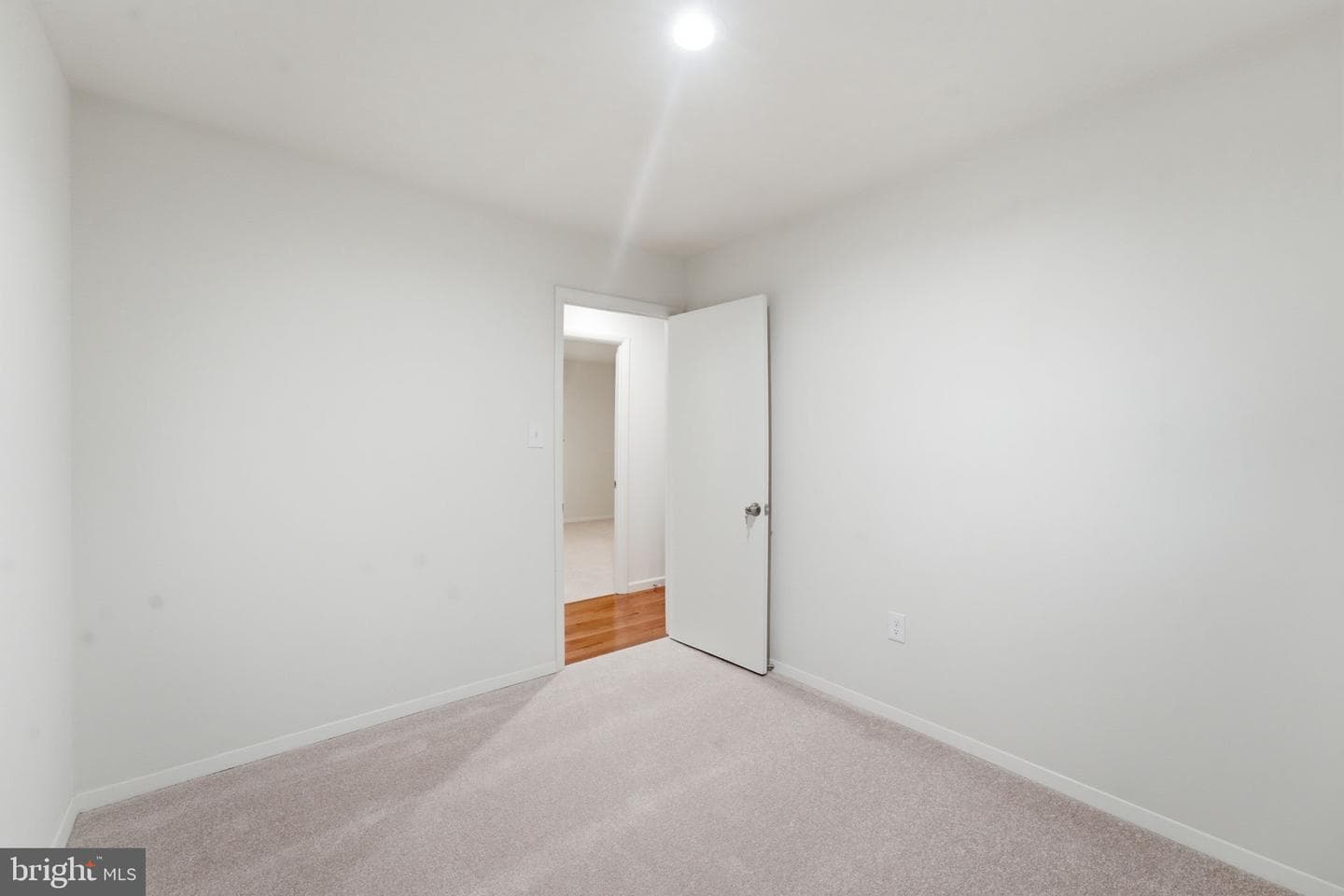 1404 Woodlark Dr photo 51