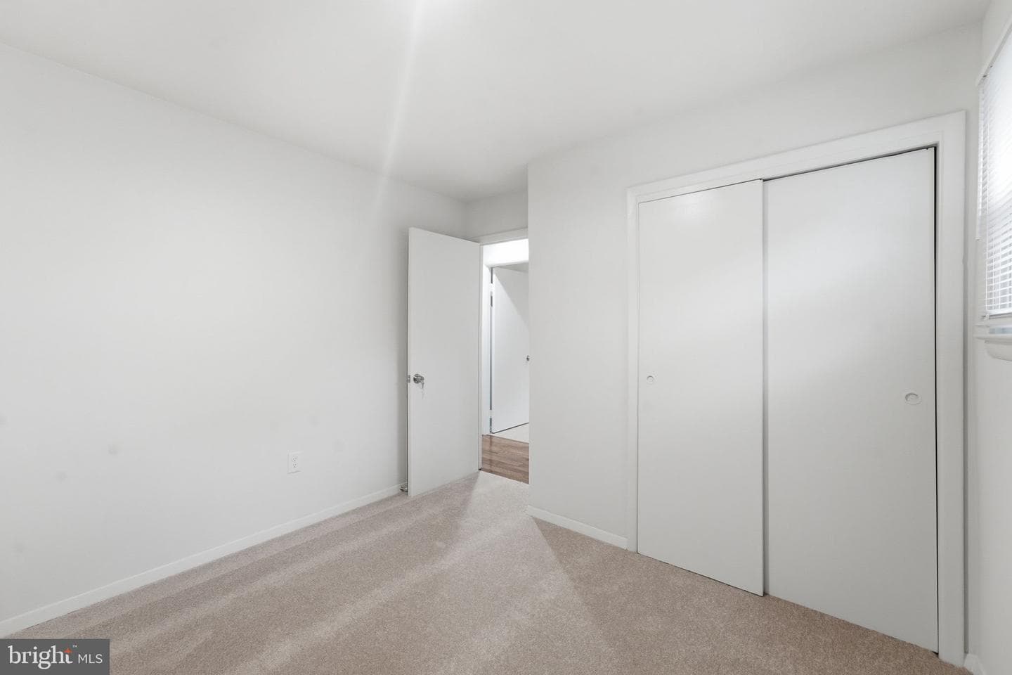 1404 Woodlark Dr photo 54