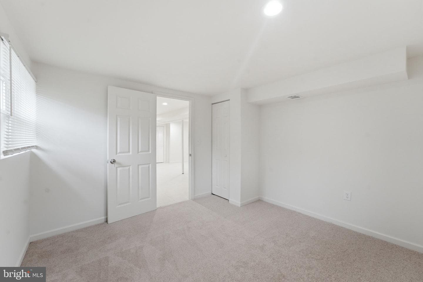 1404 Woodlark Dr photo 65