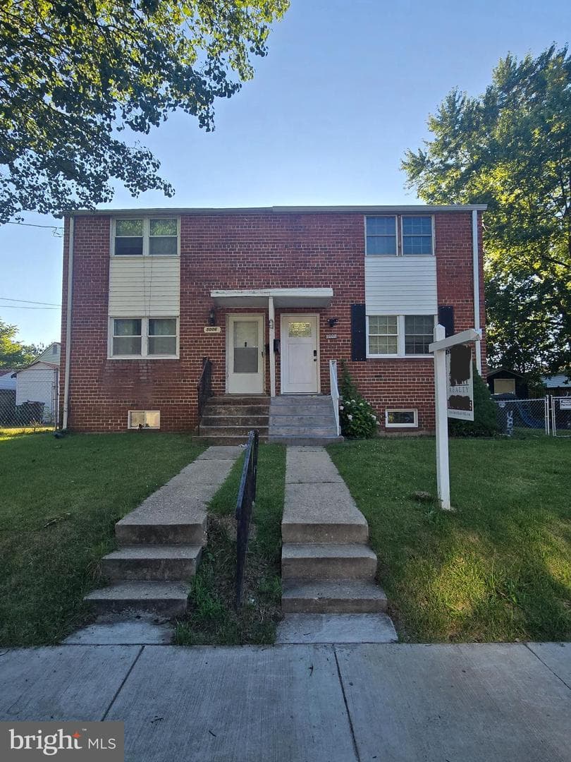 5008 37th Avenue photo 2