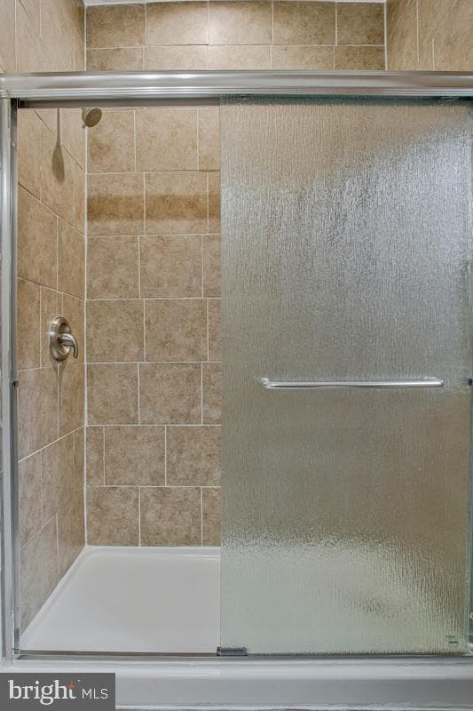 5209 Devonport Court photo 10