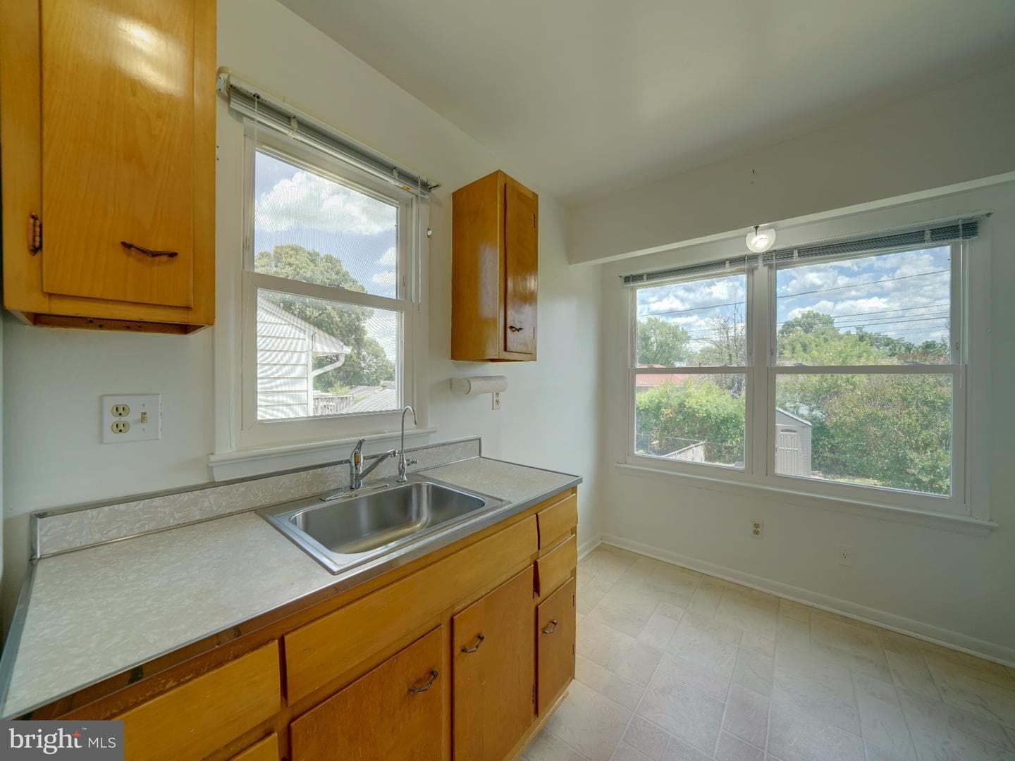 1120 Beall Place photo 17