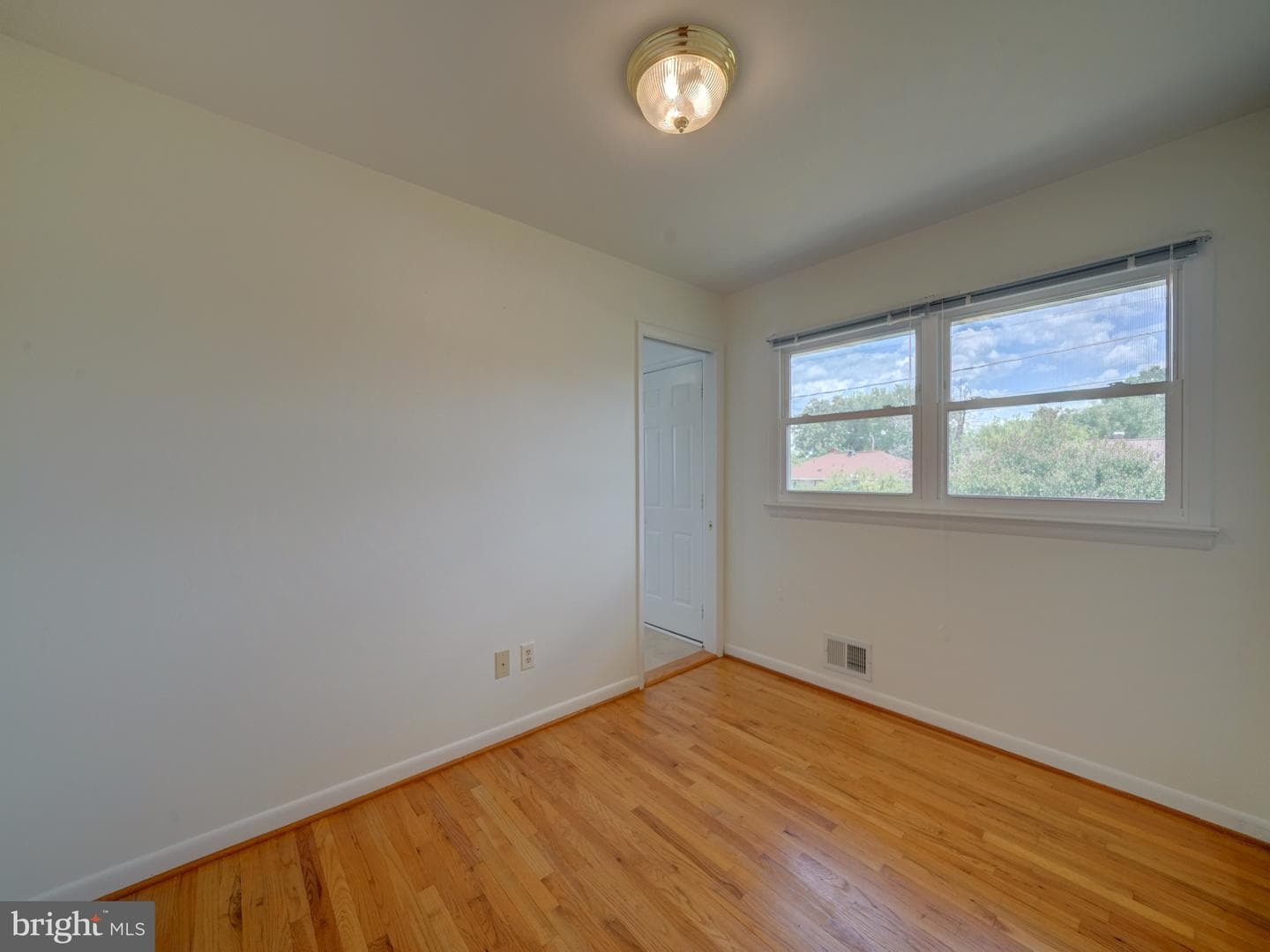 1120 Beall Place photo 36