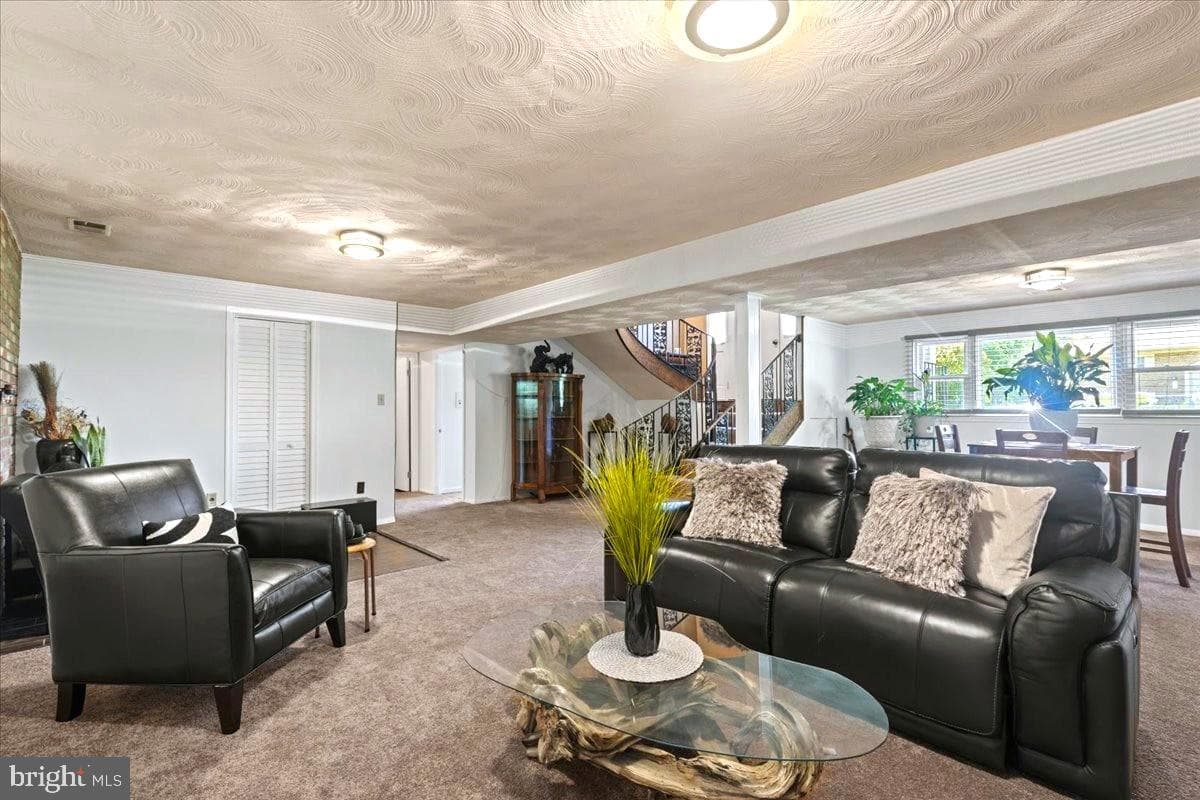 9202 Southmoor Court photo 27