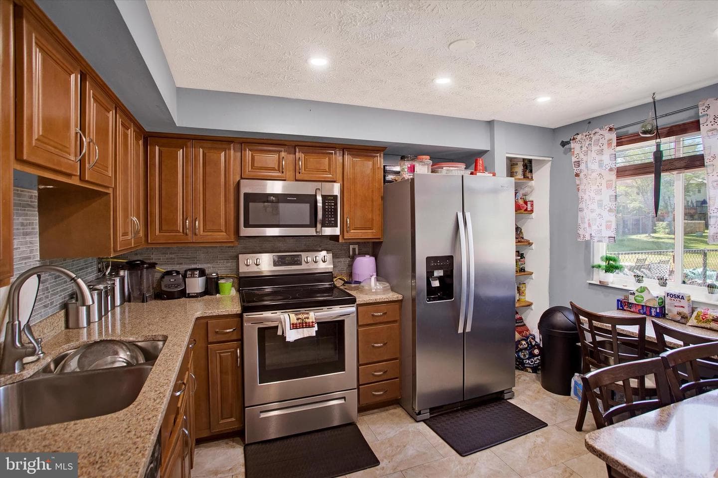 728 Avanti Place photo 7