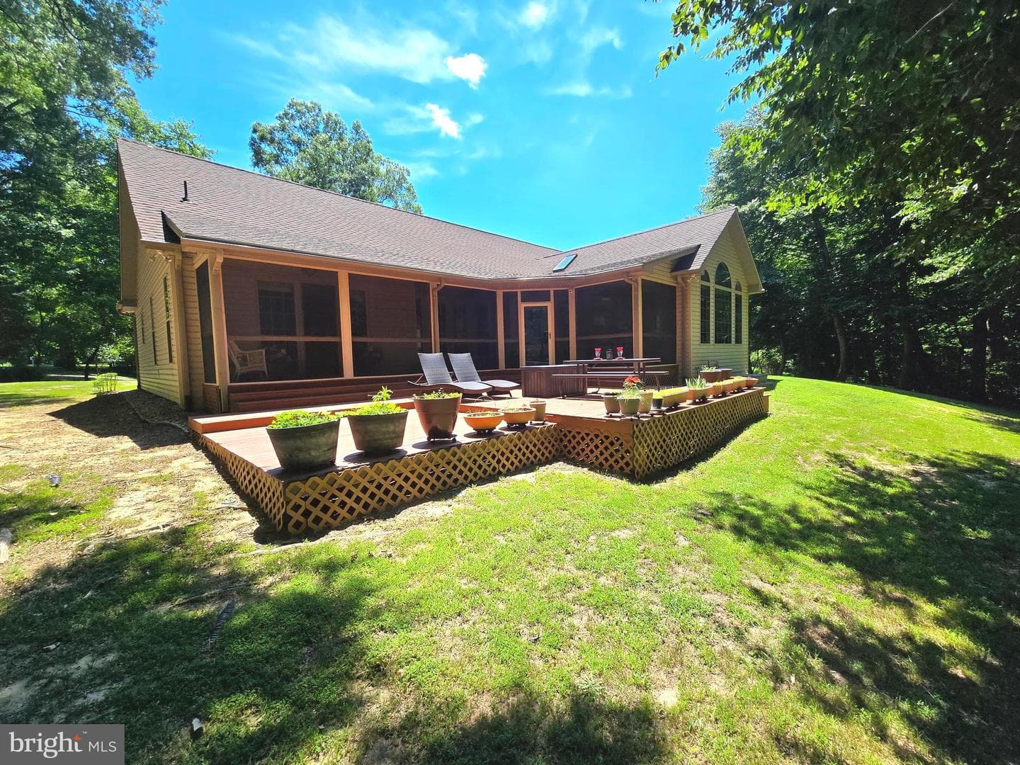 15401 Jamies Way photo 13