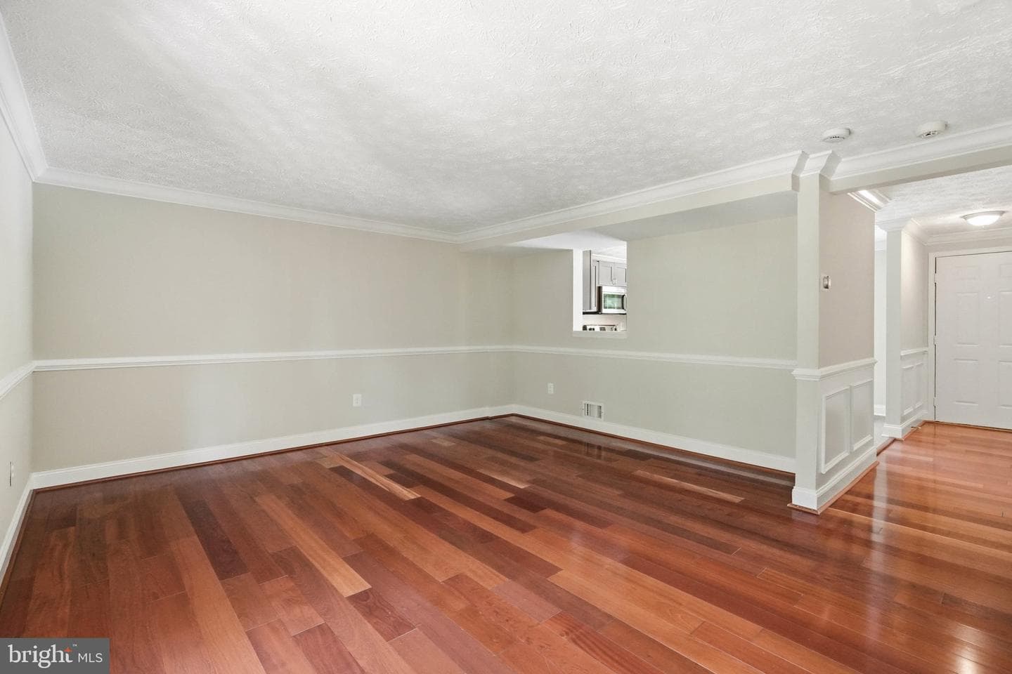 310 Shady Glen Drive photo 9