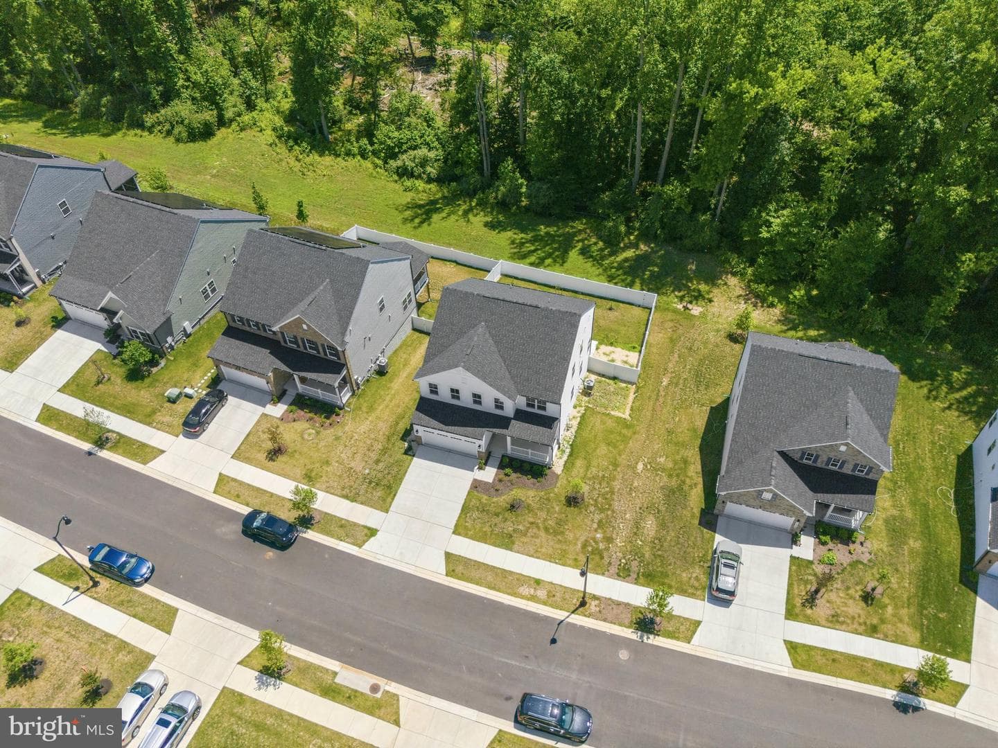 15550 Twin River Circle photo 4