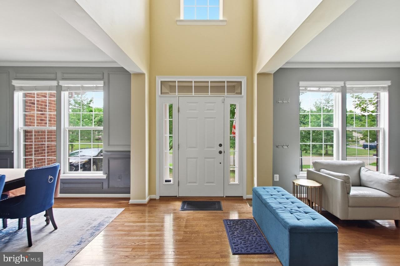 703 Yarrow Court photo 4