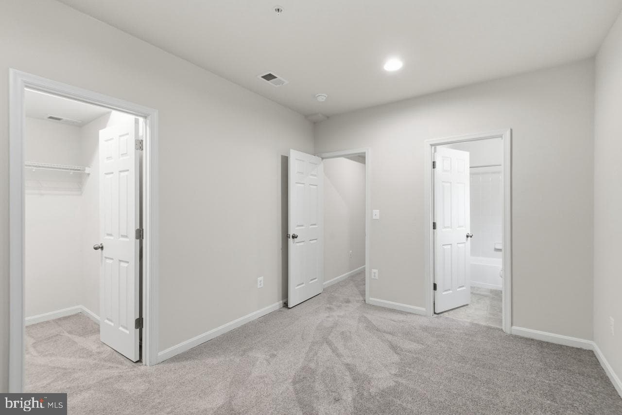 703 Yarrow Court photo 41
