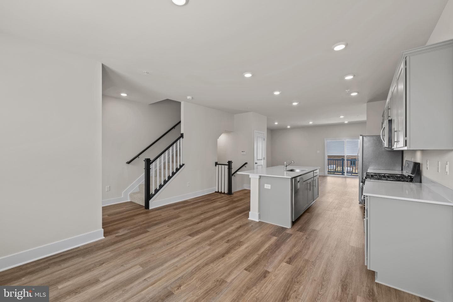 9004 Warendorf Way photo 18
