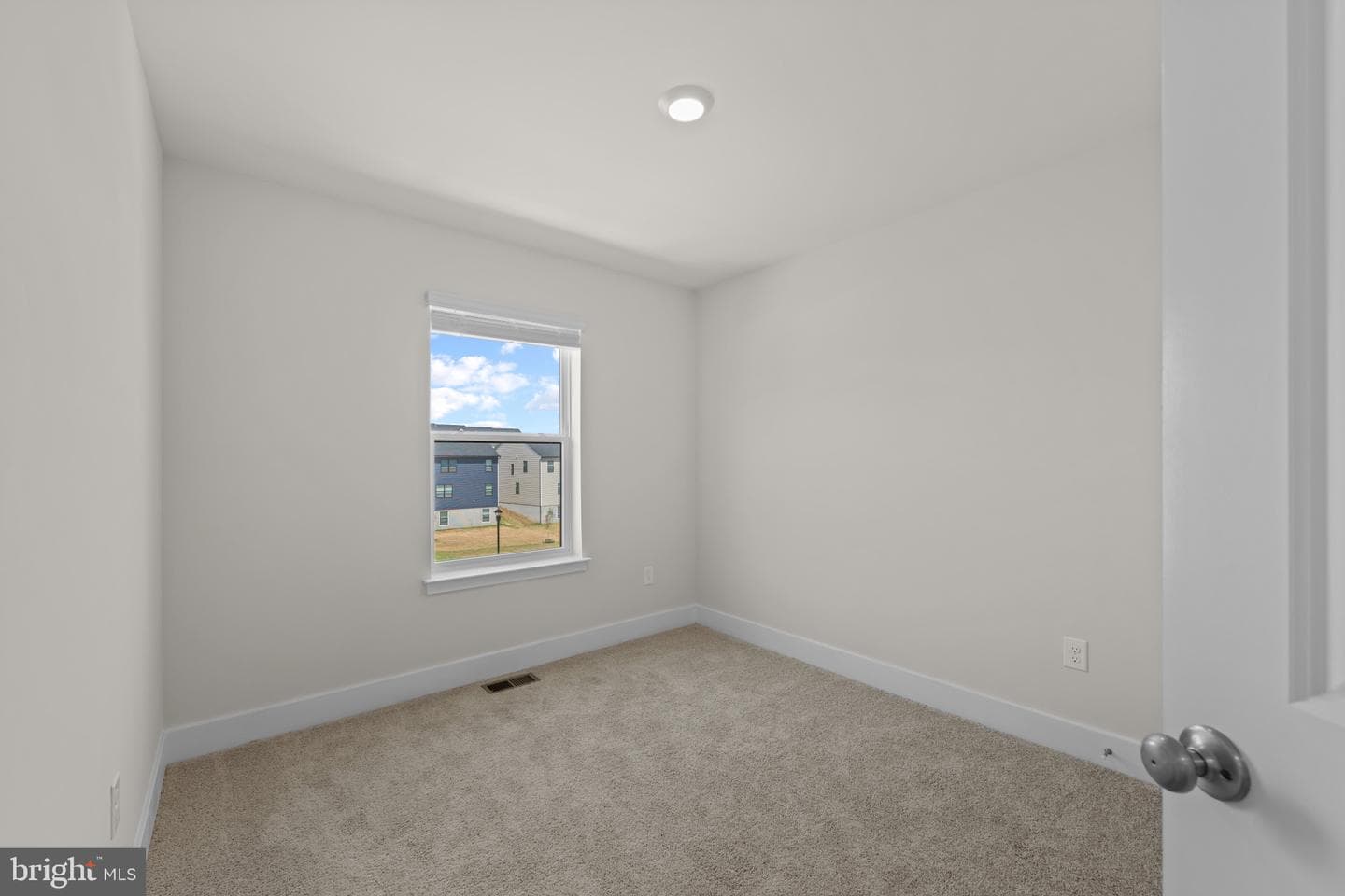 9004 Warendorf Way photo 30