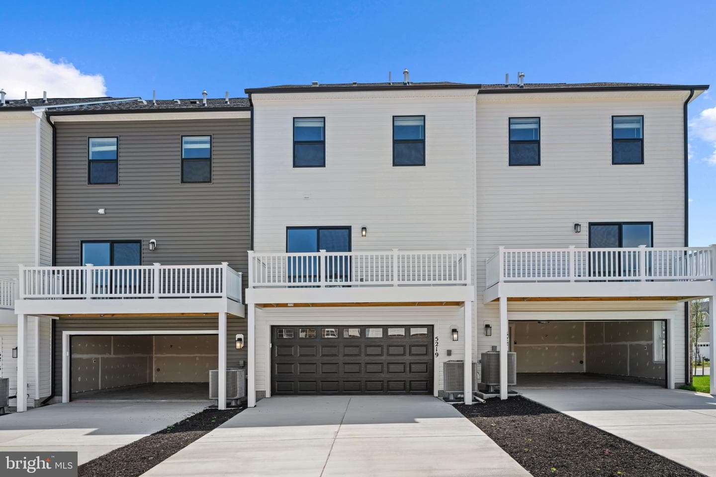 9004 Warendorf Way photo 38