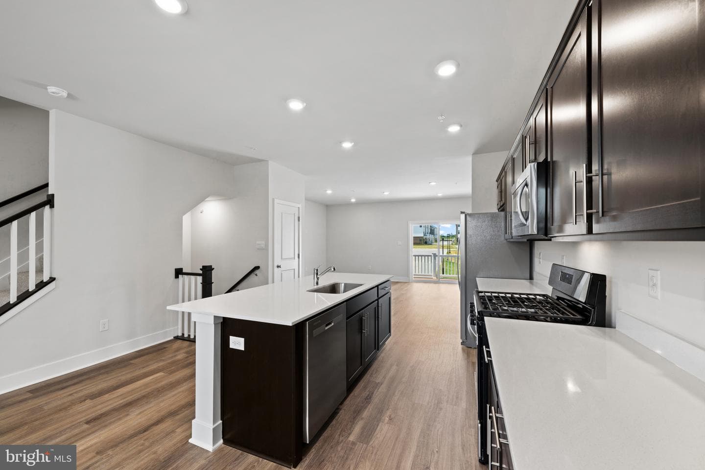 9008 Warendorf Way photo 14