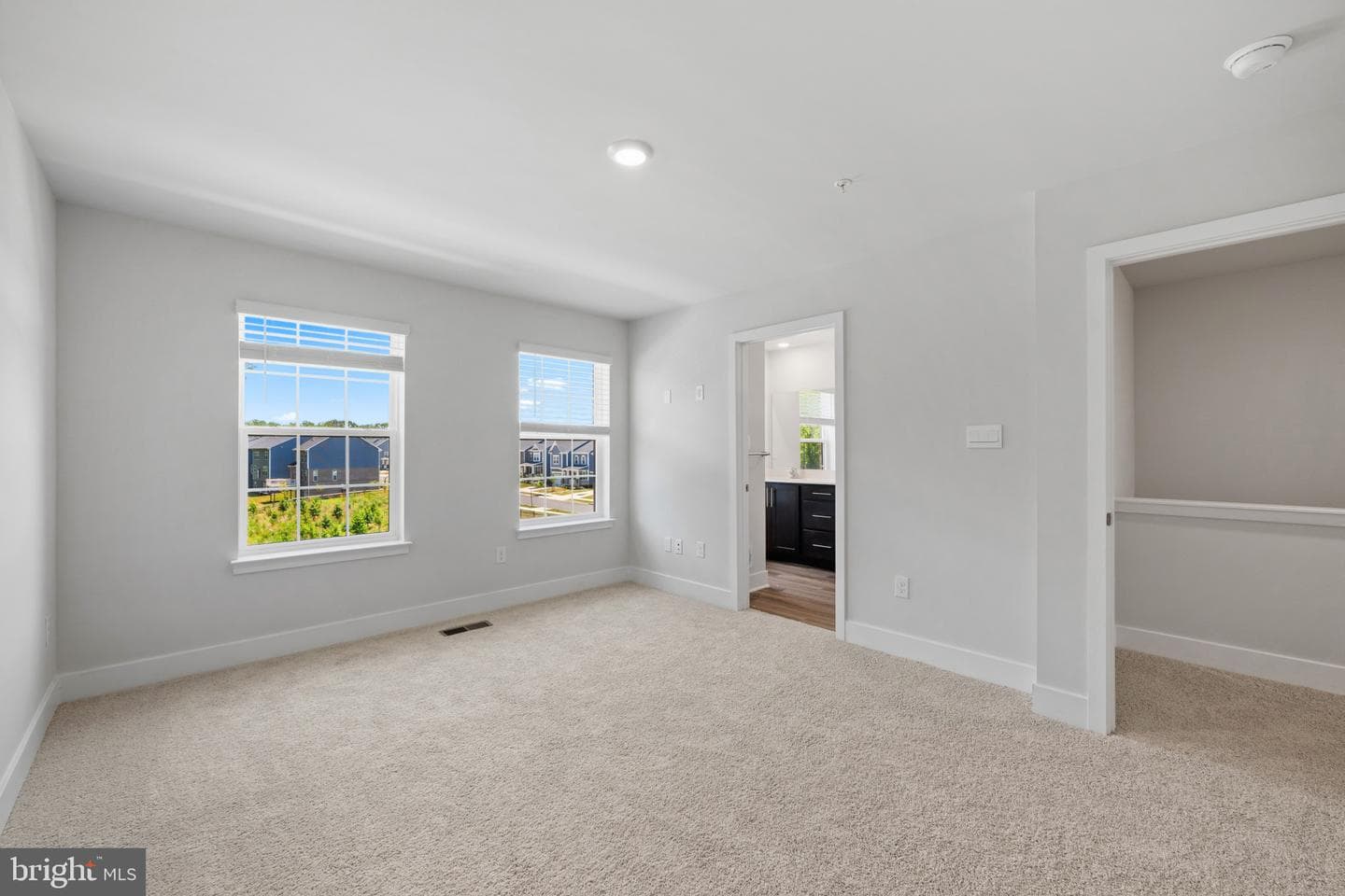 9008 Warendorf Way photo 24