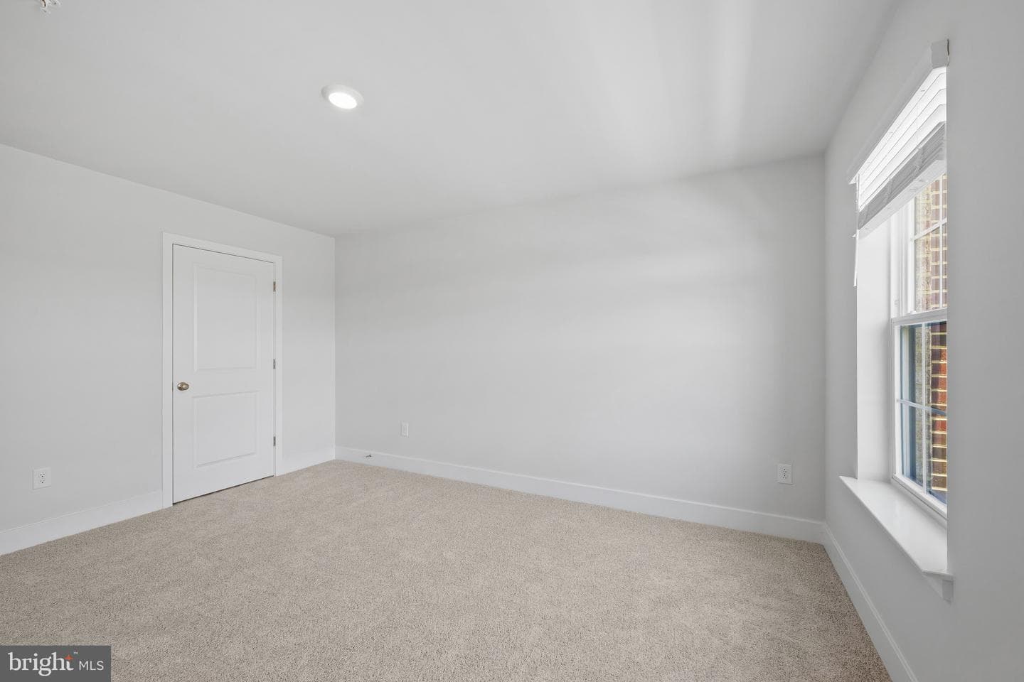 9008 Warendorf Way photo 25
