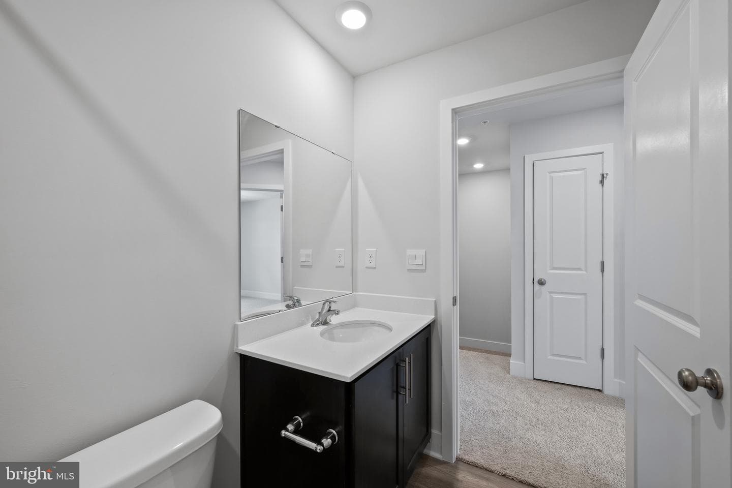 9008 Warendorf Way photo 29