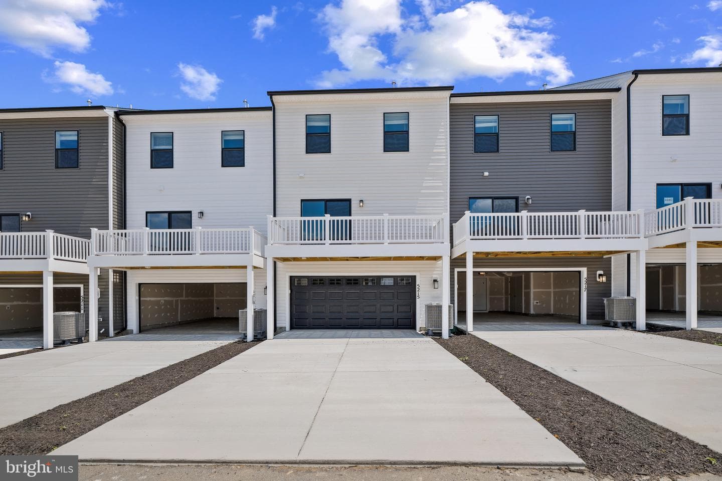 9008 Warendorf Way photo 36