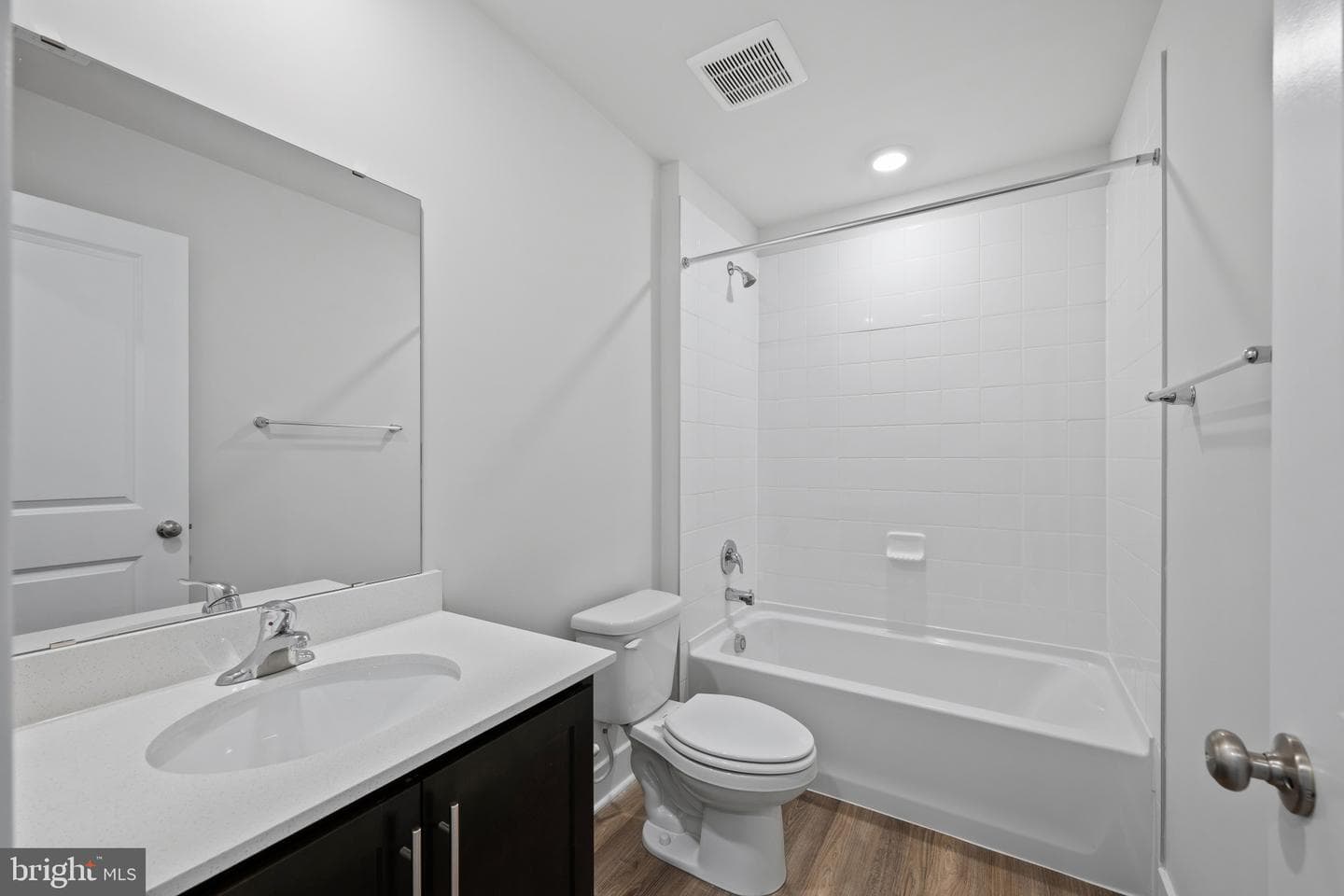 9008 Warendorf Way photo 8