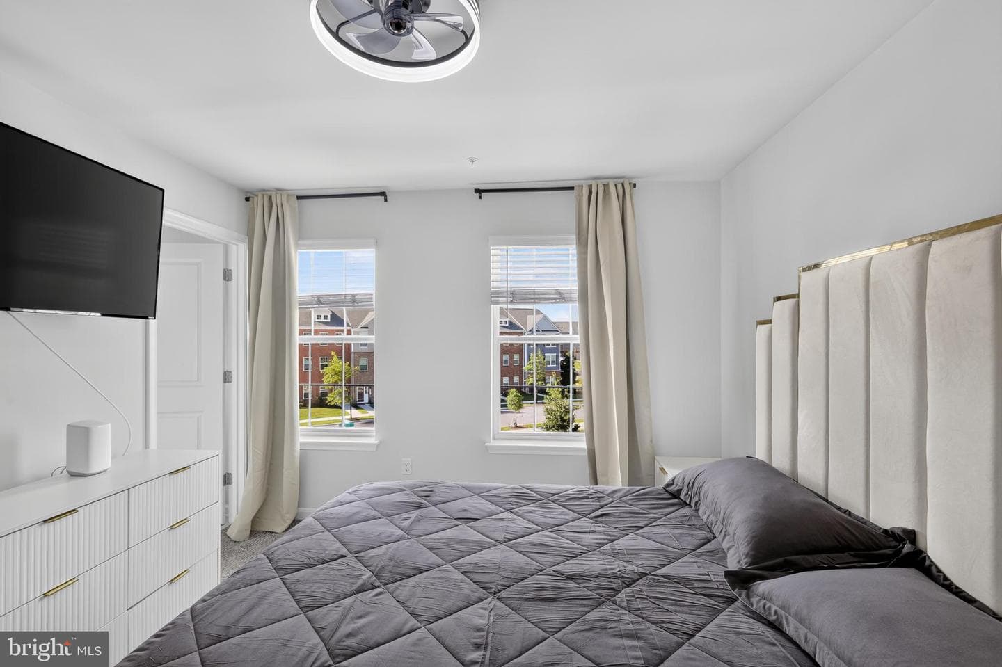 6624 Bullrush Court photo 15