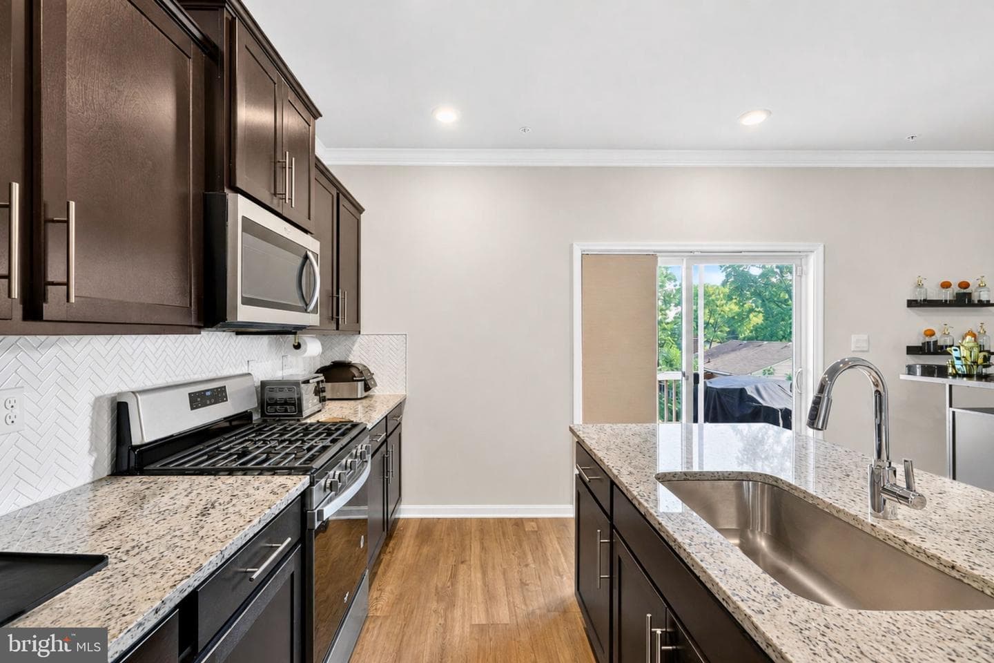 6624 Bullrush Court photo 6