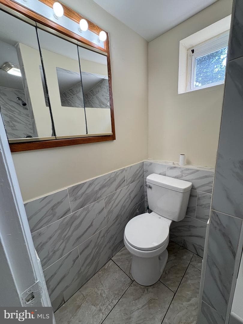 5900 John Adams Drive photo 46