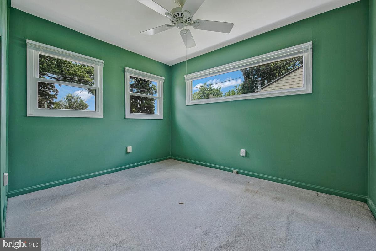 9410 Sheridan Street photo 19