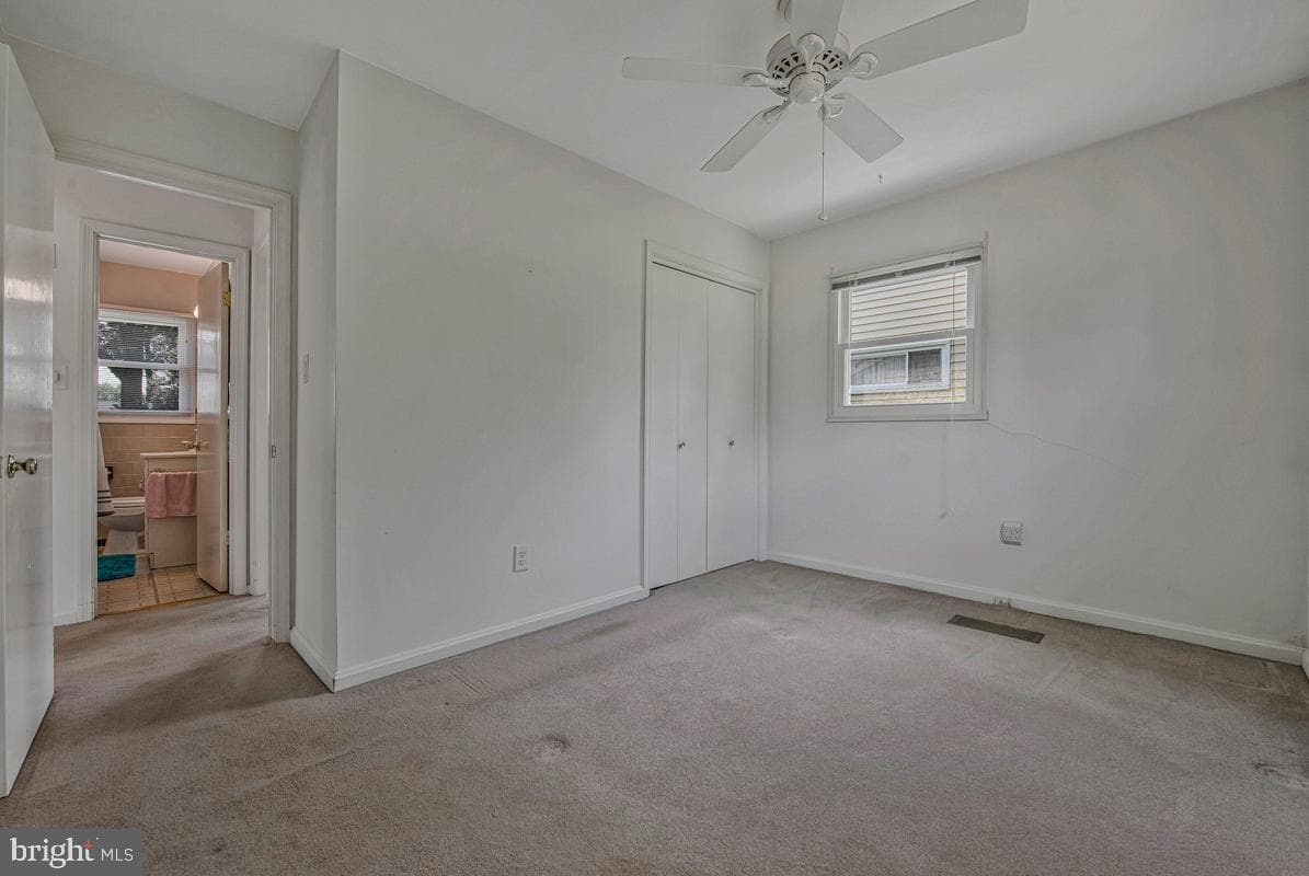 9410 Sheridan Street photo 24