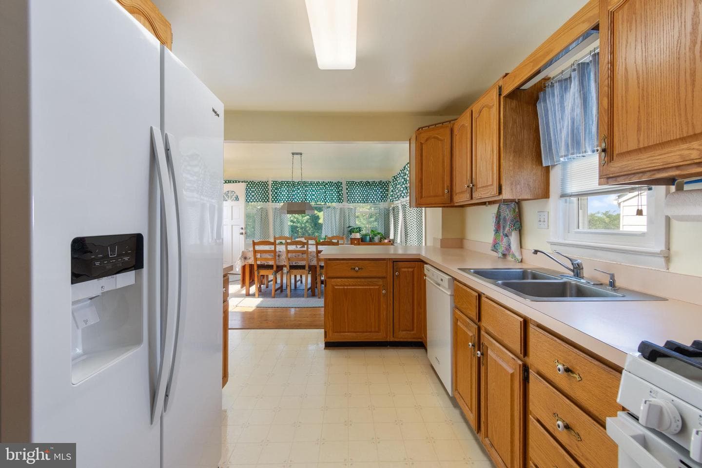 6011 Berwyn Road photo 16