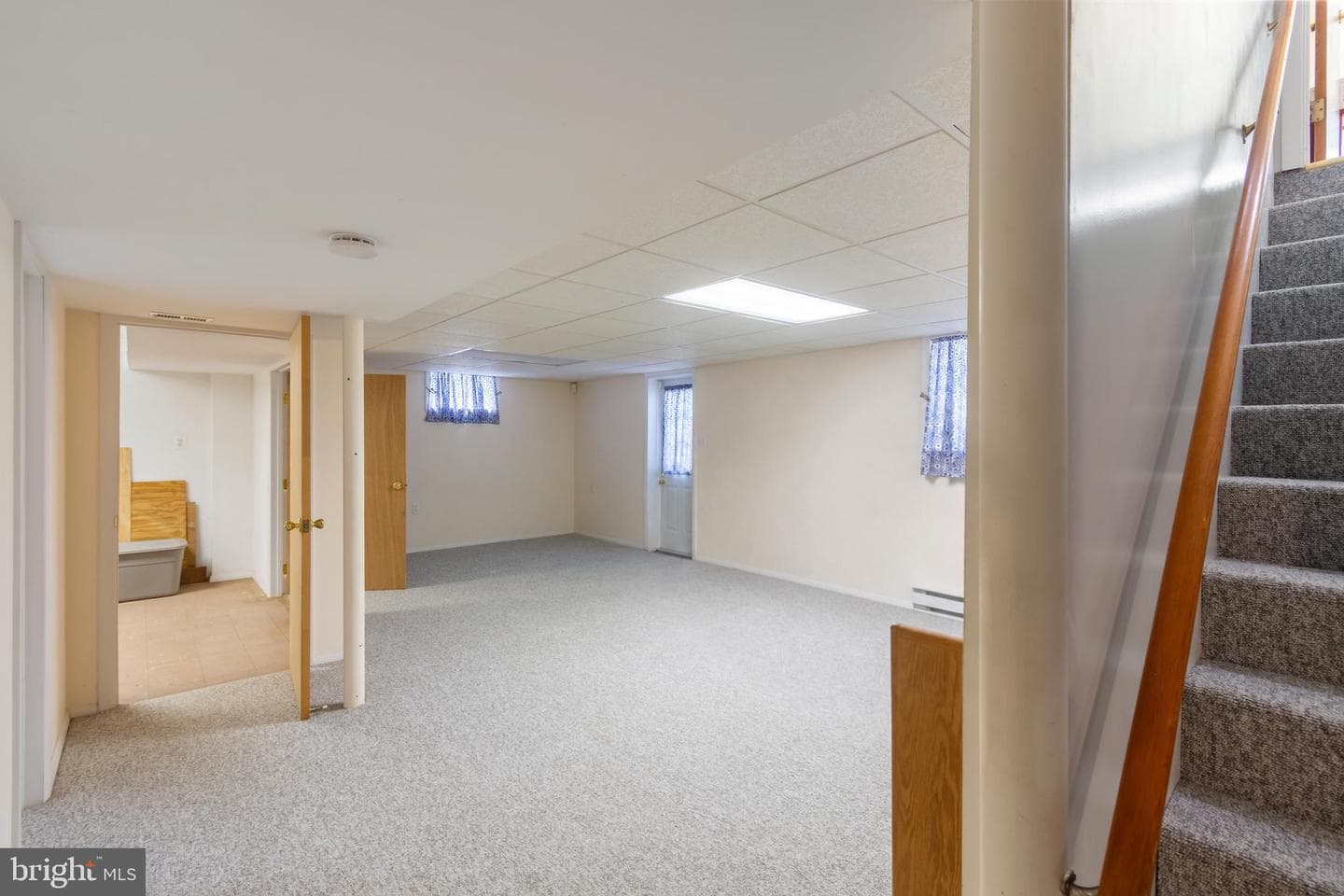 6011 Berwyn Road photo 28